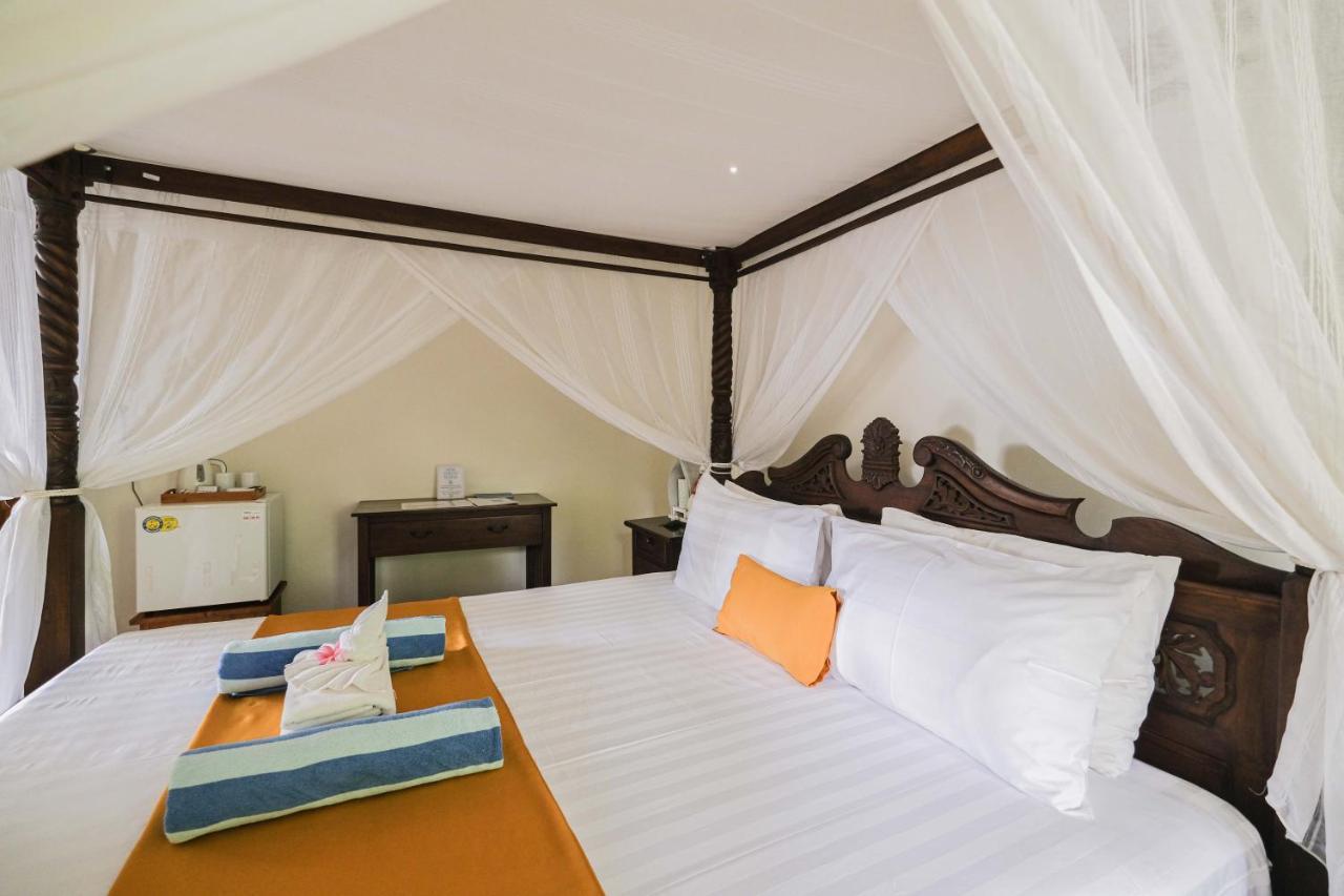 Poinciana Resort Tejakula Eksteriør billede