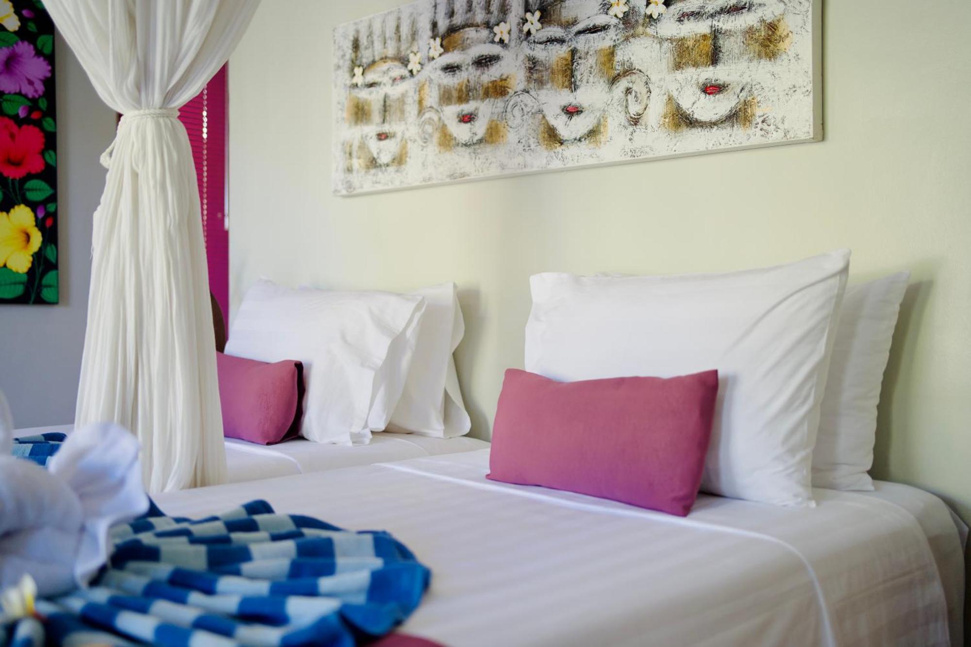 Poinciana Resort Tejakula Eksteriør billede